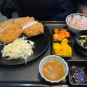 하동돈가스 사진