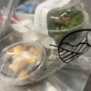커스텀샐러드 사진