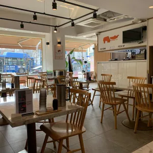 육회바른연어 대표 사진