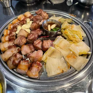 부산댁 사진