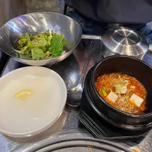 부산댁 사진