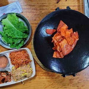 용이식당 사진 1