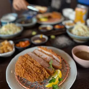 겸손돈가스 사진