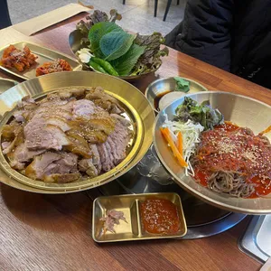 구만족발보쌈 사진