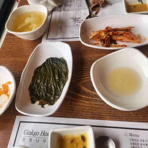 은행나무집 사진
