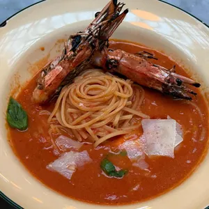쓰리버즈 사진
