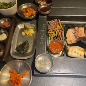 부타시니세 리뷰 사진