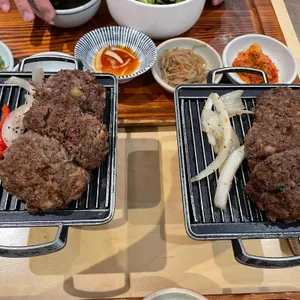 덕인관 떡갈비상회 사진 1