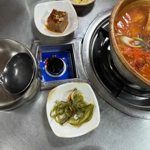 통큰양푼이찌개전문 사진 1