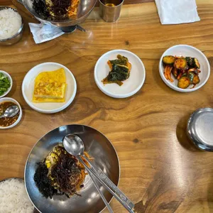 할매재첩국 부산본점 재첩, 재첩국