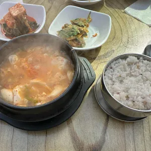 바다와육지 사진