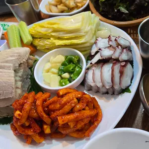 구찌구찌 수육&문어전문점 사진