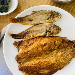돼지삼형제 사진