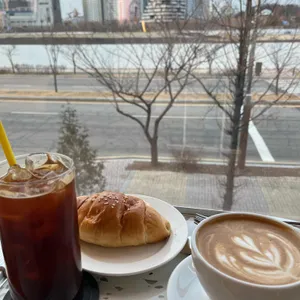 파르코니도 대표 사진