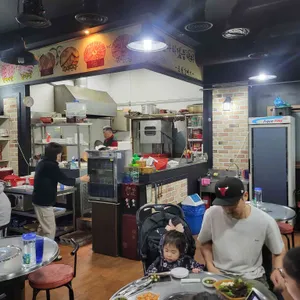 공원갈매기 리뷰 사진