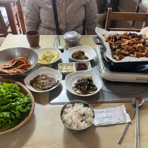 오미뚝배기 사진