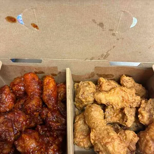 교촌치킨 사진