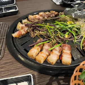 육풍  사진