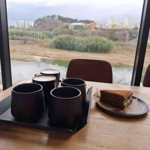리밤커피 사진
