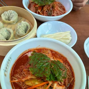 망향비빔국수 사진