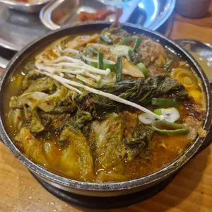 장수감자탕 사진