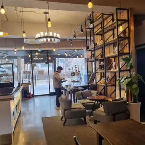 B사이드 리뷰 사진