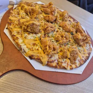 맘스터치 피자앤치킨 사진