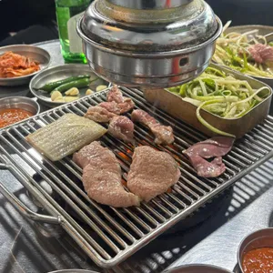 봉일천돼지부속 사진 1