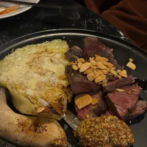 신촌칼 사진