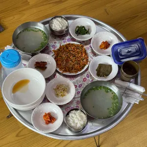 청룡식당 대표 사진