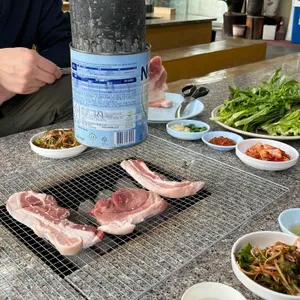돼지사랑 대표 사진
