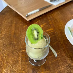 그랑비 사진