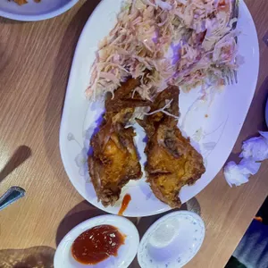 보드람치킨 사진