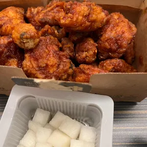 교촌치킨 사진 1