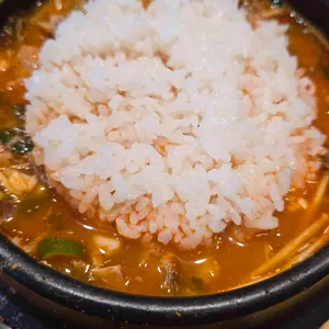 맷돌우리콩감자탕 사진