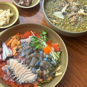 청초수물회 사진