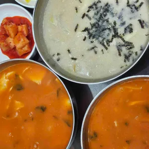 강변매운수제비 사진