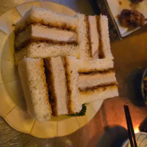 카린지린가네스낵바 사진