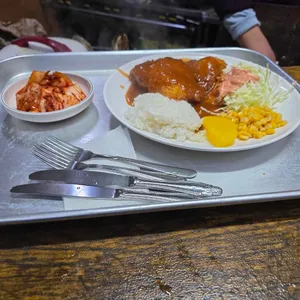알프스돈까스 사진 2