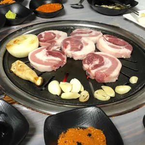 동의홍면 사진