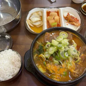 엄가네시골집뼈해장국 사진