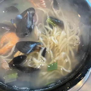 고래해물칼국수 사진 2