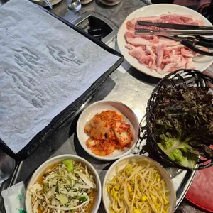 월매랑 삼겹이랑 사진