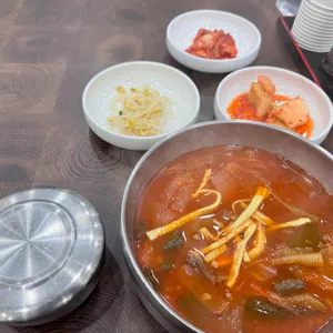 동경전통육개장 설곰탕 사진