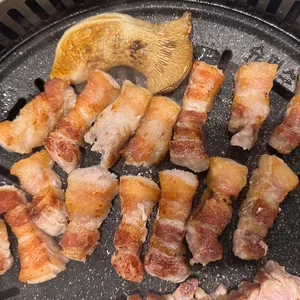 뚱단지 돼지정육식당 사진