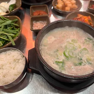 수변최고돼지국밥 사진