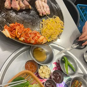 목구멍 사진