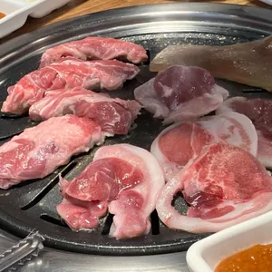 구이구이뒷고기 사진