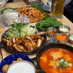 누구나홀딱반한닭 사진