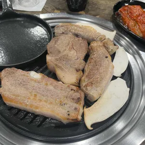 이천돼지 사진